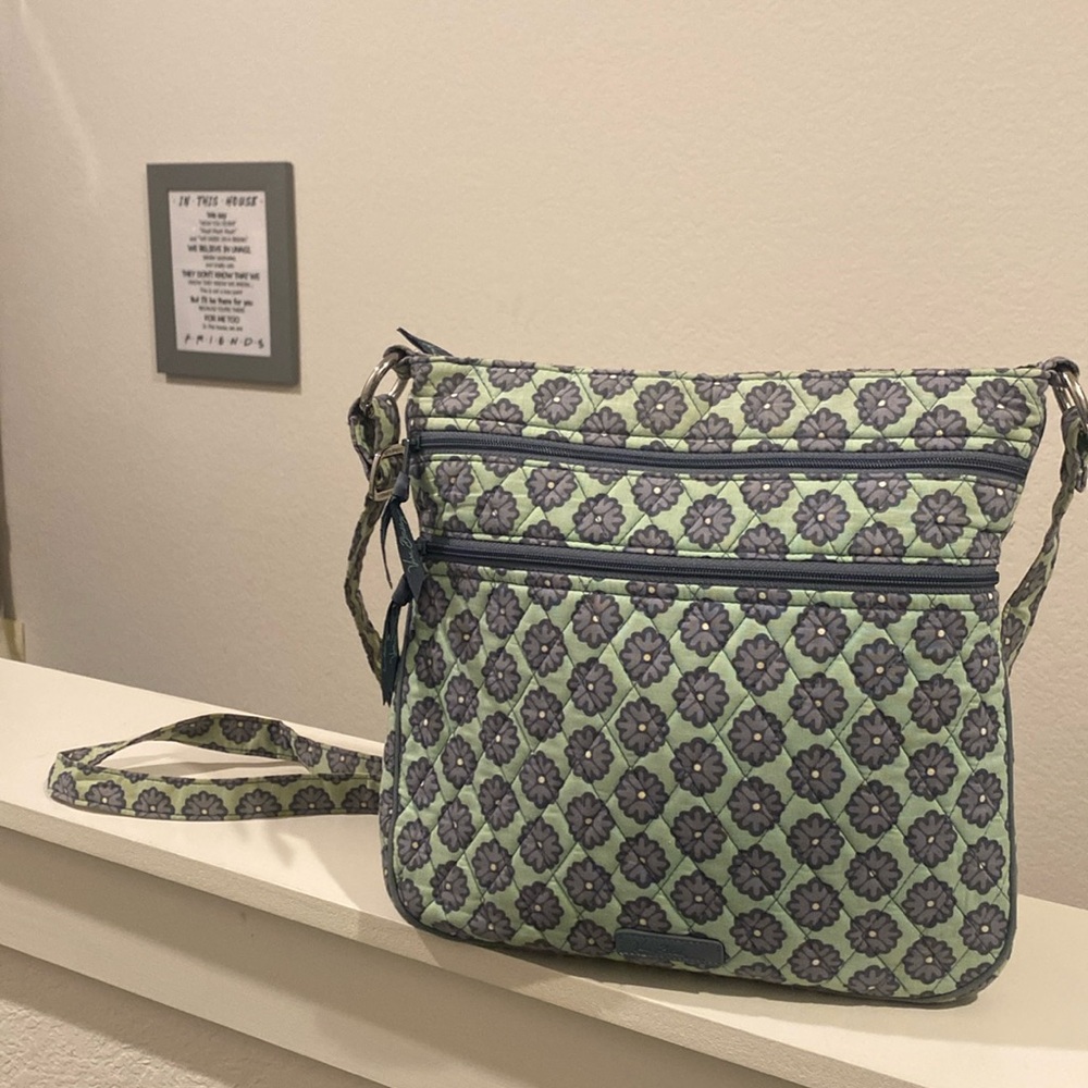 VERA BRADLEY Women’s Nomadic Blossom Triple Zip Hipster Crossbody